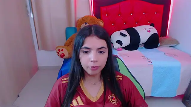 Snapshot of _elenna chatting on 01/20/25, 08:50 elenna online show from 01/20/25, 08:50