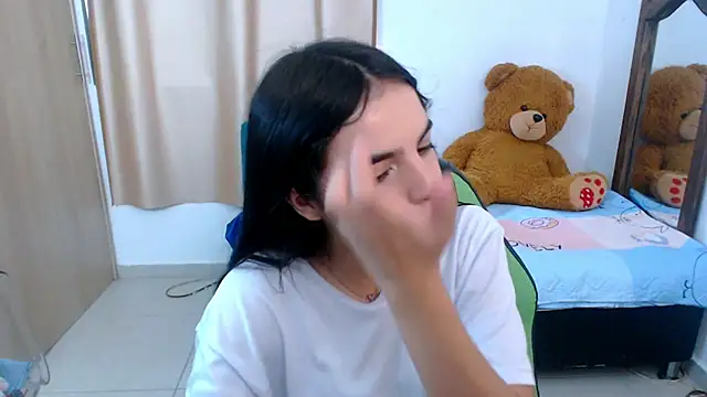 Snapshot of _elenna chatting on 03/14/25, 05:24 elenna online show from 03/14/25, 05:24