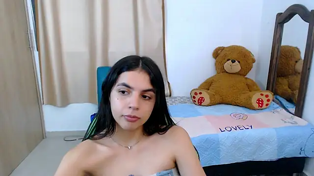 Snapshot of _elenna chatting on 03/22/25, 08:37 elenna online show from 03/22/25, 08:37