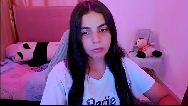 Snapshot of _elenna chatting on 05/28/26, 06:38 elenna online show from 05/28/26, 06:38