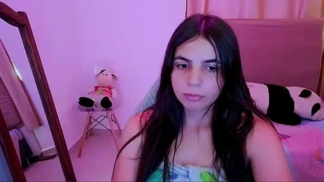 Snapshot of _elenna chatting on 06/10/26, 05:56 elenna online show from 06/10/26, 05:56