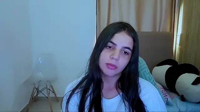 Snapshot of _elenna chatting on 07/02/26, 05:41 elenna online show from 07/02/26, 05:41
