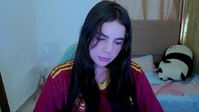 Snapshot of _elenna chatting on 07/04/26, 05:41 elenna online show from 07/04/26, 05:41