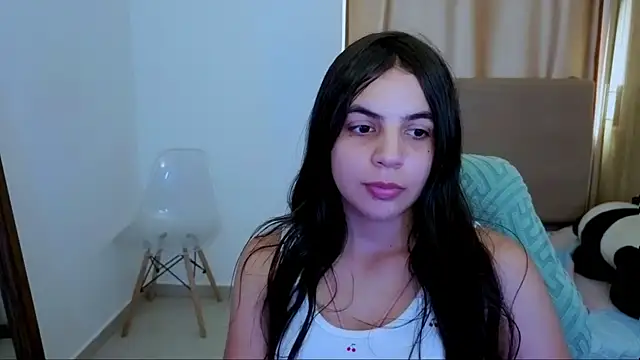 Snapshot of _elenna chatting on 07/13/26, 05:27 elenna online show from 07/13/26, 05:27