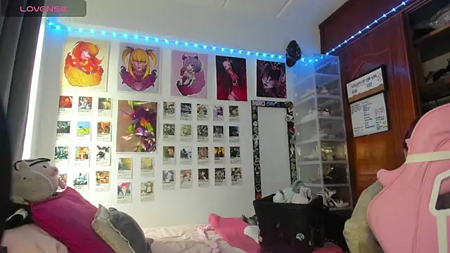 Jessie williams online show from 03/18/26, 04:32