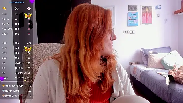 Snapshot of linda_giggle chatting on 12/03/24, 04:28 linda giggle online show from 12/03/24, 04:28