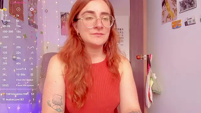 Snapshot of linda_giggle chatting on 10/09/25, 02:37 linda giggle online show from 10/09/25, 02:37