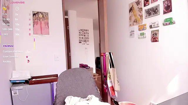 linda giggle online show from 04/14/26, 02:23