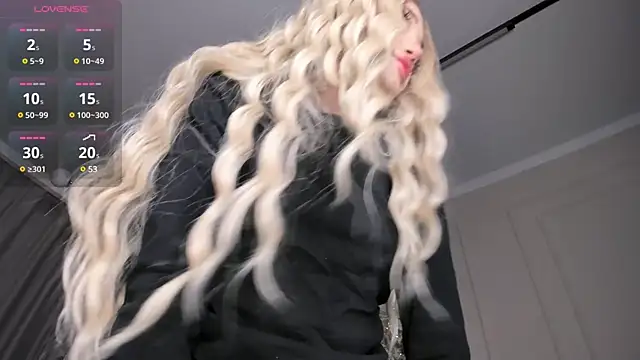 mikio san online show from 12/05/24, 02:20