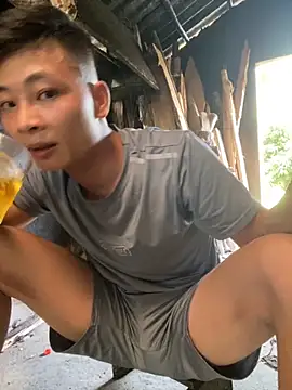 Snapshot of Naughty--asian chatting on 10/19/25, 06:58 Naughty--asian online show from 10/19/25, 06:58