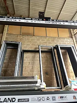 Snapshot of Naughty--asian chatting on 11/11/25, 02:00 Naughty--asian online show from 11/11/25, 02:00