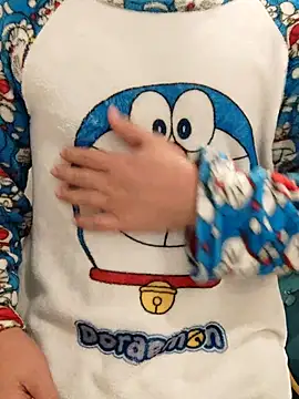 Snapshot of guozuo chatting on 10/27/25, 02:43 guozuo online show from 10/27/25, 02:43