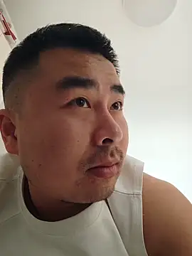 Snapshot of guozuo chatting on 02/14/26, 06:32 guozuo online show from 02/14/26, 06:32