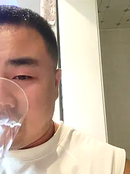 Snapshot of guozuo chatting on 03/01/26, 02:08 guozuo online show from 03/01/26, 02:08