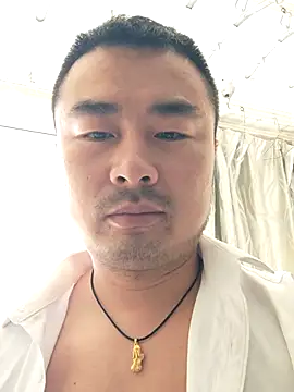 Snapshot of guozuo chatting on 06/12/26, 02:21 guozuo online show from 06/12/26, 02:21