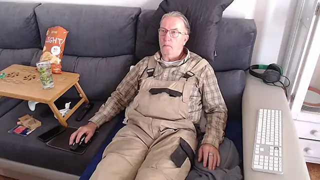 Nudelschwanz online show from 03/10/25, 12:04