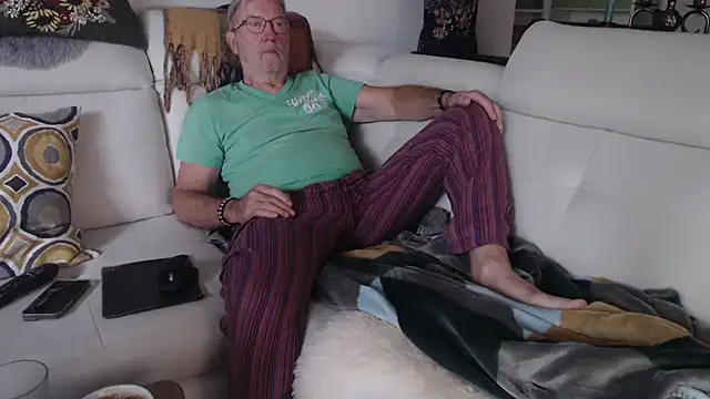 Nudelschwanz online show from 06/01/26, 07:10