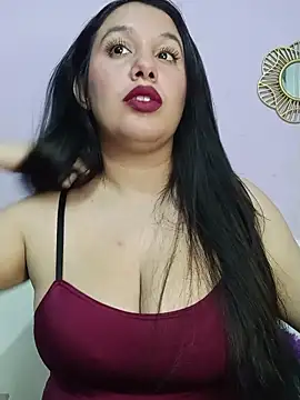 Snapshot of Deina_bunny chatting on 11/22/25, 10:42 Deina bunny online show from 11/22/25, 10:42