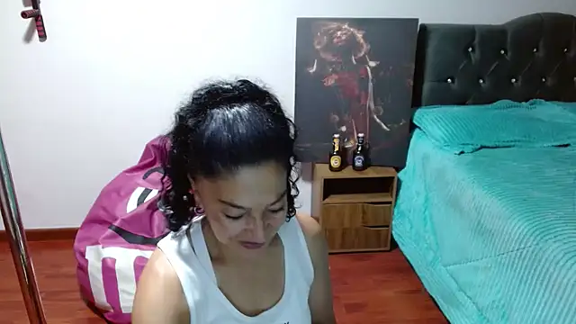 Anitta muscle online show from 11/20/25, 10:42