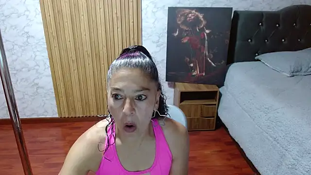 Anitta muscle online show from 04/10/26, 08:57