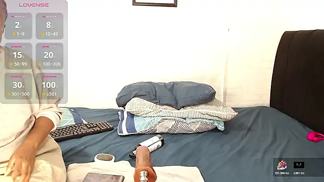 Snapshot of Kattara_Becky_ chatting on 01/13/26, 04:18 Kattara Becky online show from 01/13/26, 04:18