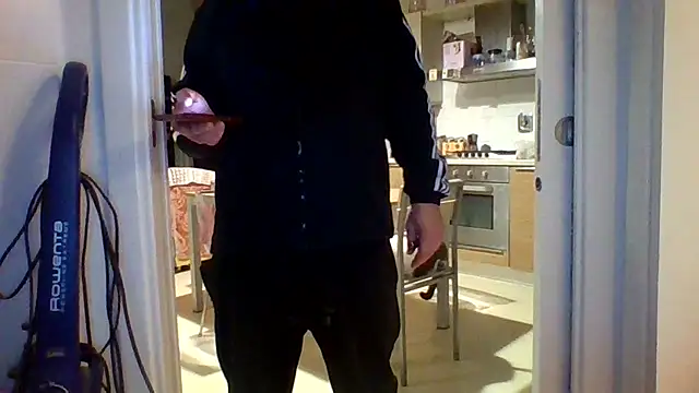 woww791 online show from 12/20/25, 06:04