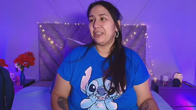 emmajohnss online show from 03/23/25, 03:54