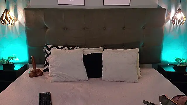 Madisonsmiith online show from 11/25/25, 10:10