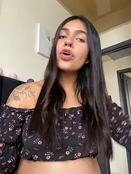 DaphneUwu online show from 02/16/25, 03:27