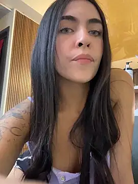 DaphneUwu online show from 11/25/25, 11:16