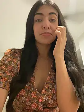 DaphneUwu online show from 04/10/26, 01:22