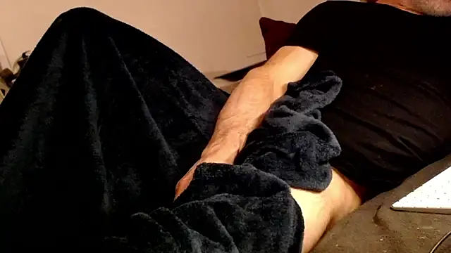 Snapshot of mike30nbg chatting on 02/16/25, 09:59 mike30nbg online show from 02/16/25, 09:59