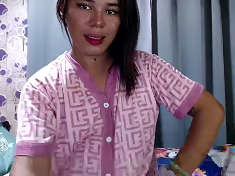 Snapshot of Ts-Glamourosa chatting on 05/17/26, 01:40 Ts-Glamourosa online show from 05/17/26, 01:40