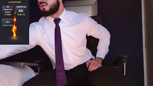 MarkWalker   online show from 11/02/25, 10:17