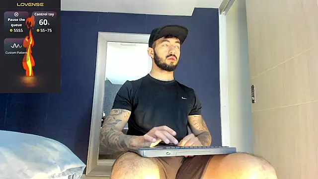 MarkWalker   online show from 03/26/26, 09:26