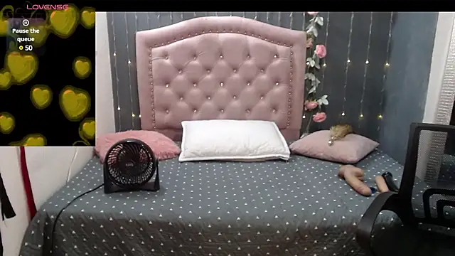 Snapshot of lalisha_96 chatting on 01/21/25, 11:13 lalisha 96 online show from 01/21/25, 11:13