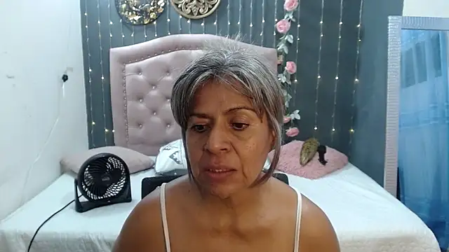 Snapshot of lalisha_96 chatting on 02/09/25, 09:17 lalisha 96 online show from 02/09/25, 09:17