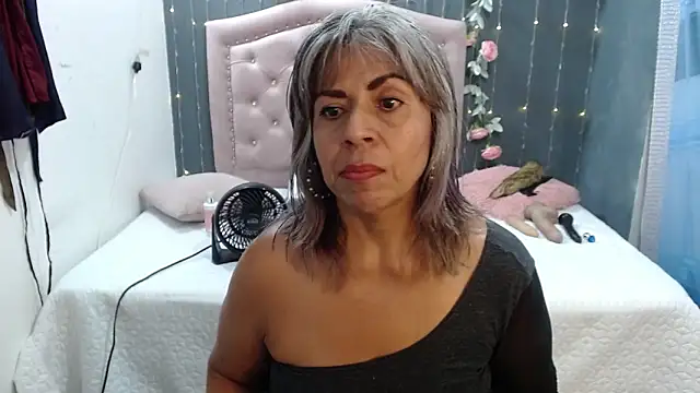 Snapshot of lalisha_96 chatting on 02/15/25, 03:39 lalisha 96 online show from 02/15/25, 03:39