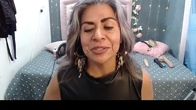 Snapshot of lalisha_96 chatting on 03/07/25, 08:00 lalisha 96 online show from 03/07/25, 08:00