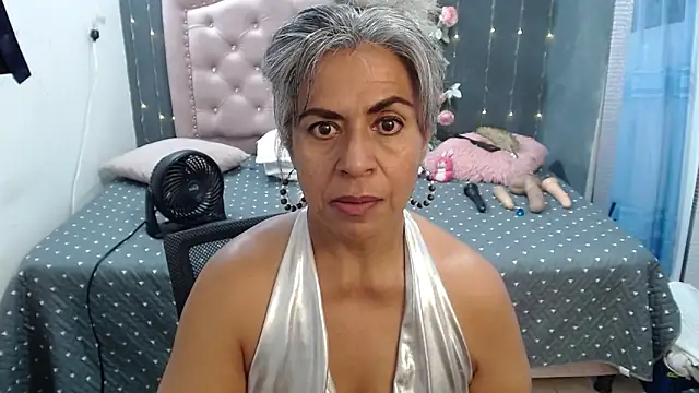 Snapshot of lalisha_96 chatting on 03/22/25, 12:17 lalisha 96 online show from 03/22/25, 12:17