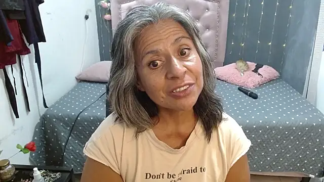 Snapshot of lalisha_96 chatting on 09/16/25, 01:17 lalisha 96 online show from 09/16/25, 01:17