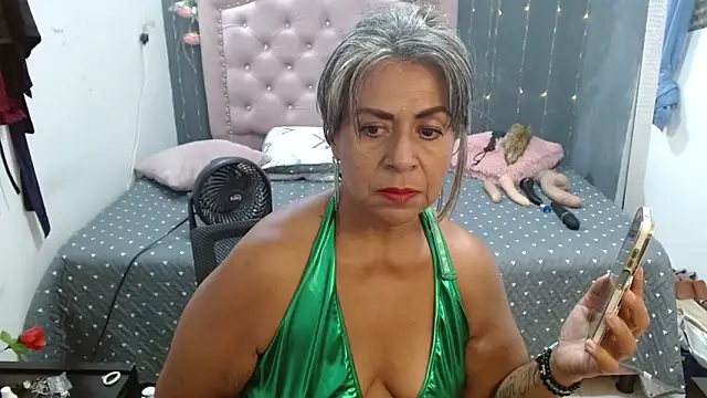 Snapshot of lalisha_96 chatting on 09/24/25, 11:41 lalisha 96 online show from 09/24/25, 11:41