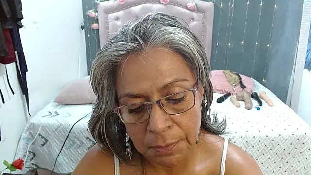 Snapshot of lalisha_96 chatting on 09/30/25, 10:15 lalisha 96 online show from 09/30/25, 10:15