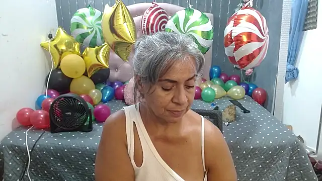 Snapshot of lalisha_96 chatting on 12/14/25, 05:35 lalisha 96 online show from 12/14/25, 05:35