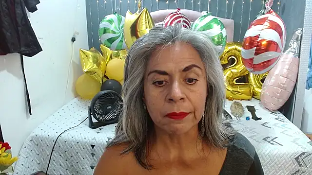 Snapshot of lalisha_96 chatting on 12/16/25, 12:15 lalisha 96 online show from 12/16/25, 12:15