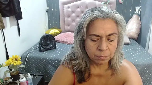 Snapshot of lalisha_96 chatting on 04/23/26, 11:29 lalisha 96 online show from 04/23/26, 11:29