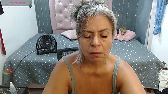 Snapshot of lalisha_96 chatting on 06/26/26, 10:03 lalisha 96 online show from 06/26/26, 10:03