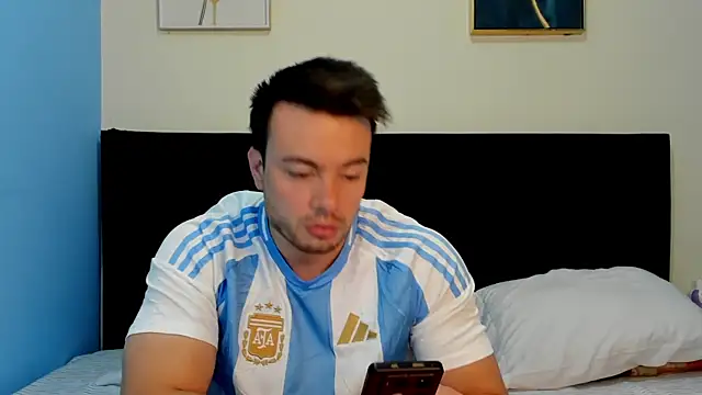 lissandthor13 online show from 04/09/26, 12:21