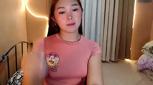 Itsme claire online show from 01/27/25, 10:27