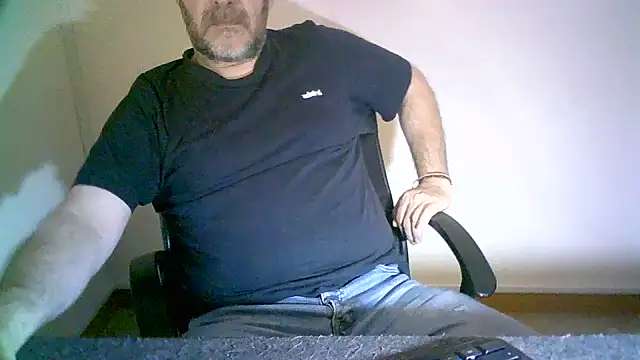 Greek Passion online show from 03/15/25, 10:24